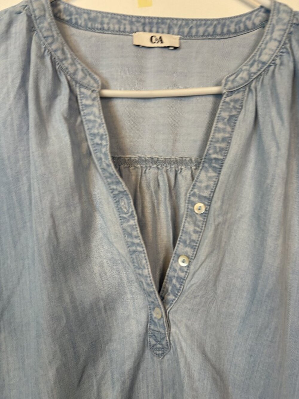 C&A Chambray Denim top - Picture 2 of 8